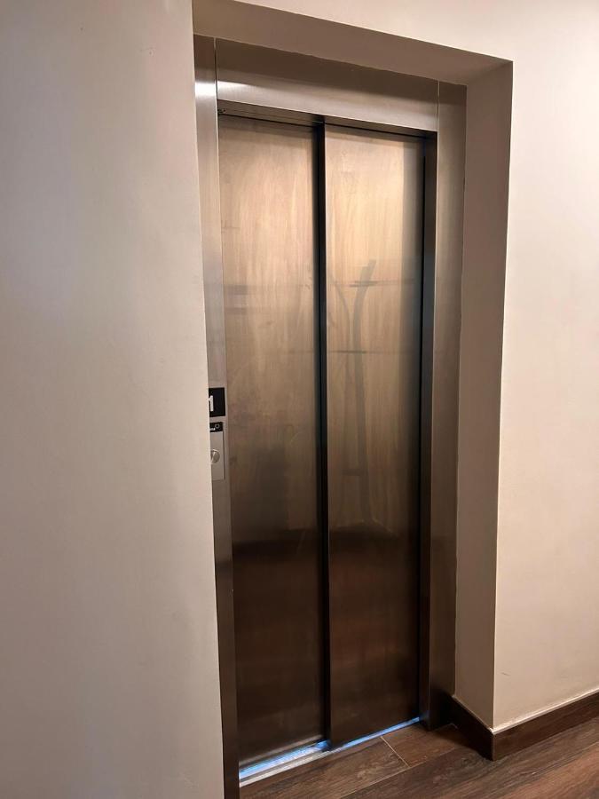Moratin N3 Apartamento 150 M2 Seville Luaran gambar